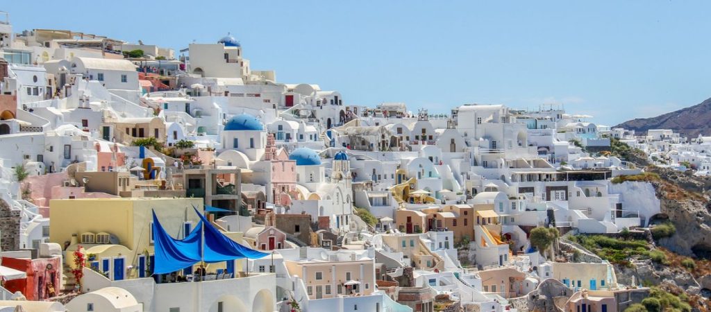 Ξενοδόχοι: «Θετικά τα μέτρα στον τουρισμό – Χρειάζεται να διευκρινιστούν θέματα»