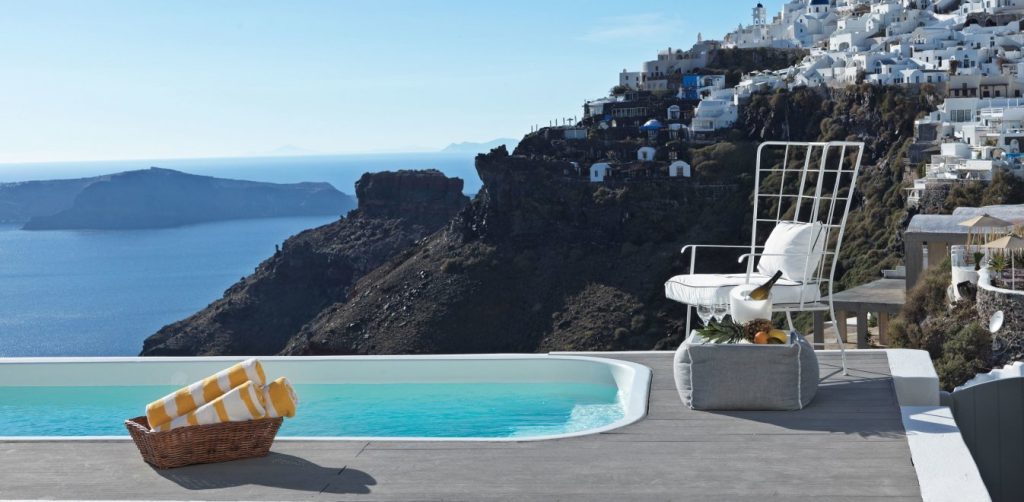 Υφ.Τουρισμού – Μ.Κόνσολας: «Είμαστε πανέτοιμοι υγειονομικά για να ξεκινήσει και πάλι ο Τουρισμός» (βίντεο)