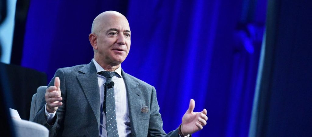 «Χρυσές» δουλειές εν καιρώ κορωνοϊού: Οι 600 Αμερικανοί μεγιστάνες που έγιναν ακόμα πλουσιότεροι