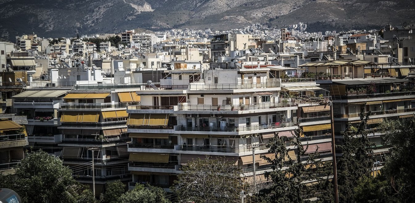 Γερμανικά ΜΜΕ δίνουν το… «σύνθημα» για αγορές ελληνικών κατοικιών