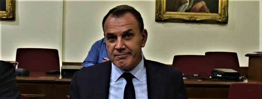 Και μη χειρότερα: Το YΠΕΘΑ «διευκρινίζει (!) ότι ουδέποτε κατελήφθη ελληνικό έδαφος από ξένες δυνάμεις»!