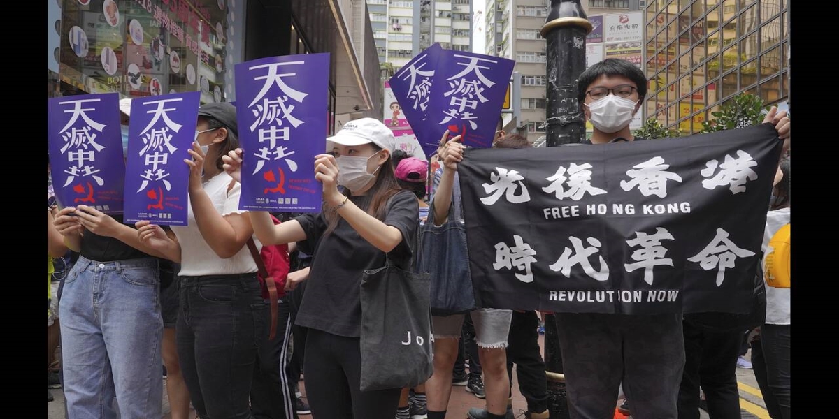 «Άρχισαν τα όργανα» στο Χονγκ Κονγκ: Αντικυβερνητικές διαδηλώσεις «πνίγηκαν» στα δακρυγόνα (upd)