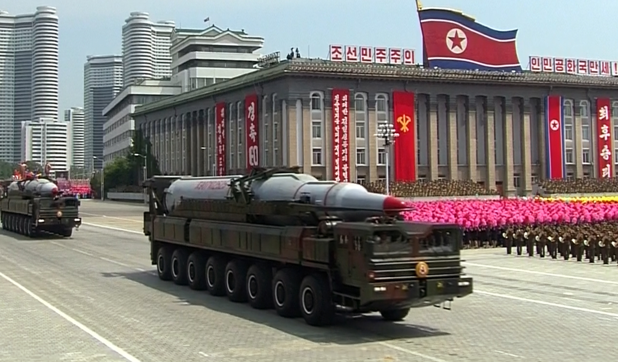 Δέσμευση του Κιμ Γιονγκ Ουν για περαιτέρω ενίσχυση των πυρηνικών της Βορείου Κορέα