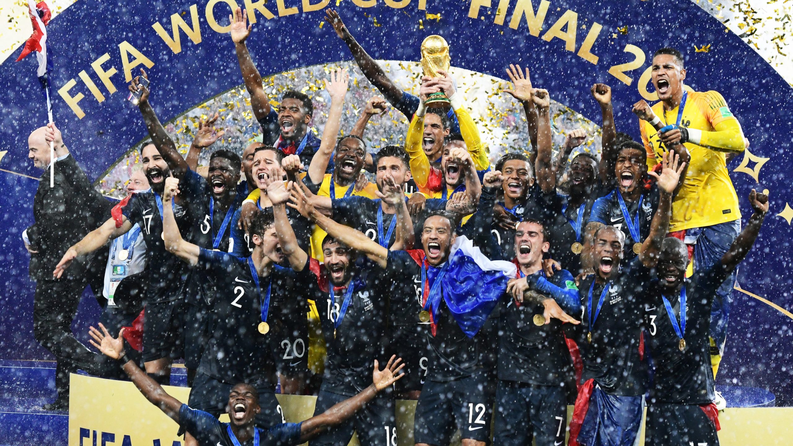 Γάλλος παίκτης πούλησε το «χρυσό» μετάλλιο από το Παγκόσμιο Κύπελλο του 2018 (φώτο)