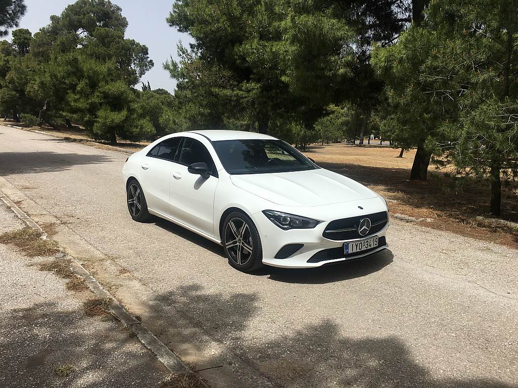 Ξεφεύγει από τα καθιερωμένα η «μικρή» Mercedes CLA 180 d