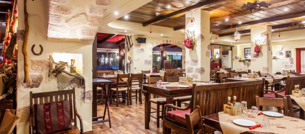 Ολοταχώς για μαζικά «λουκέτα» στην εστίαση: 1 στους 2 καταναλωτές δεν θα «πατήσει» σε μαγαζί το 2020