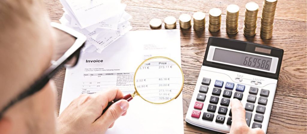 «Πράσινο φως» για τον συμψηφισμό 25% του ΦΠΑ: Αναλυτικά τι κερδίζουν επαγγελματίες και επιχειρήσεις – Παραδείγματα