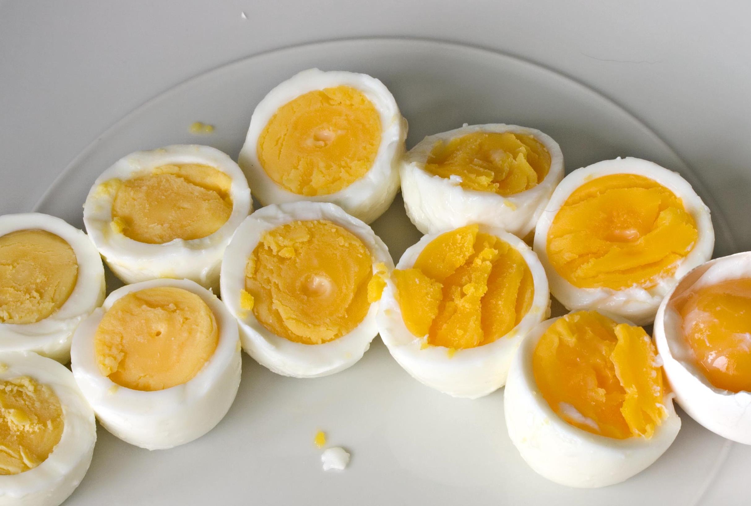 Θα σας «σώσει» την τελευταία στιγμή: Χάστε δέκα κιλά σε μόλις δύο εβδομάδες με την δίαιτα των βραστών αυγών