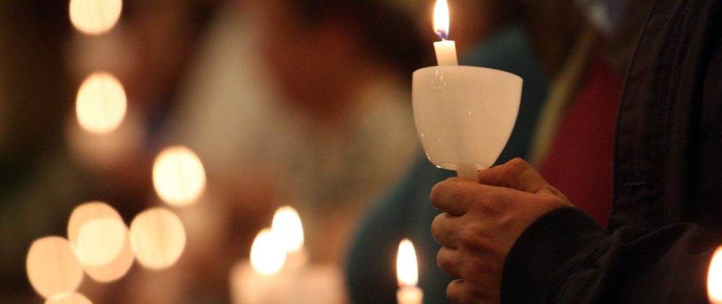 2020: Δύο Πασχαλιές – Δείτε την ακολουθία για την Ανάσταση αυτή τη φορά με… πιστούς