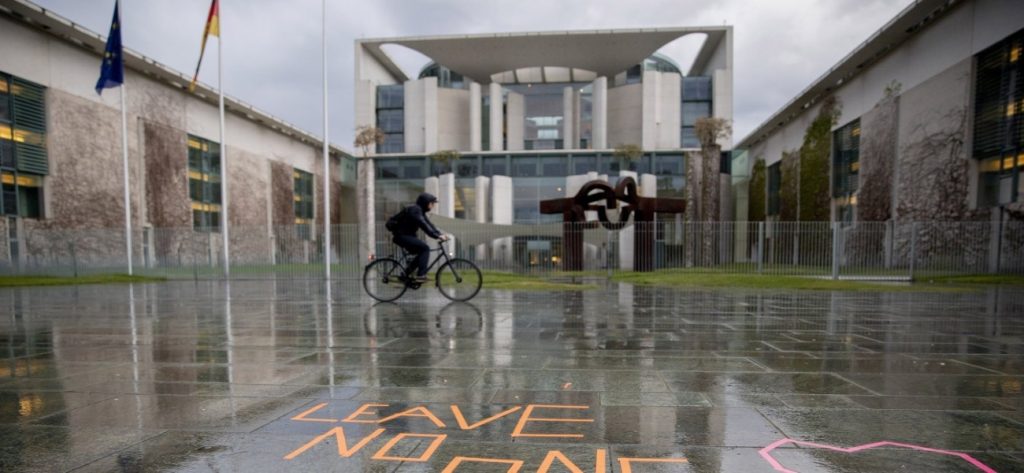 Γερμανία: Νέα καθυστέρηση στην άρση των ταξιδιωτικών περιορισμών – Αυξάνεται η αγωνία των τουριστικών χωρών