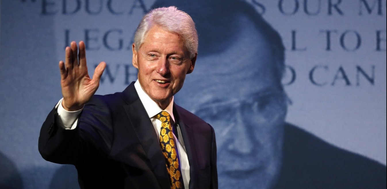 Συγκλονιστικές αποκαλύψεις για Μπιλ Κλίντον: Φιλοξενήθηκε στο «νησί των οργίων» του Έπσταϊν