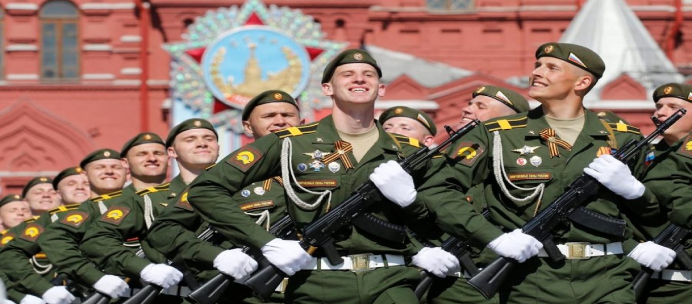 Ο Β.Πούτιν ανακοίνωσε πότε θα γίνει η παρέλαση για την «Ημέρα της Νίκης»