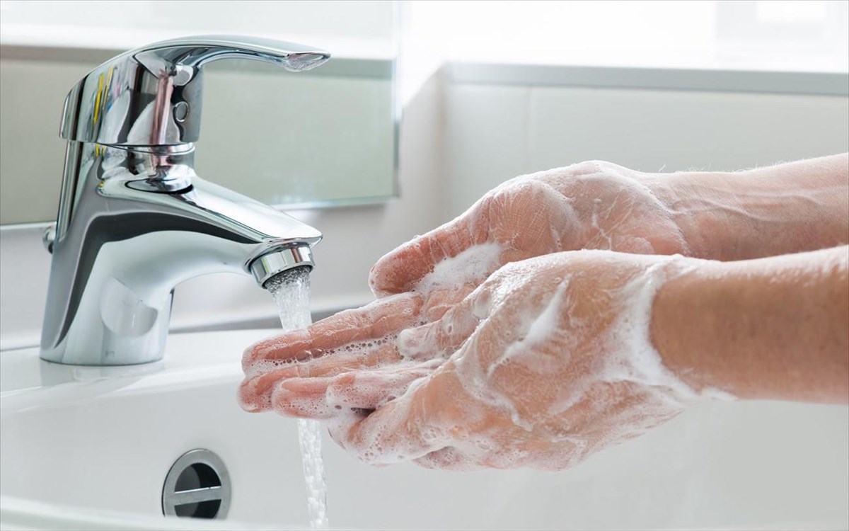 Πόσες φορές την ημέρα πρέπει να πλένουμε τα χέρια μας; – Οι ειδικοί απαντούν