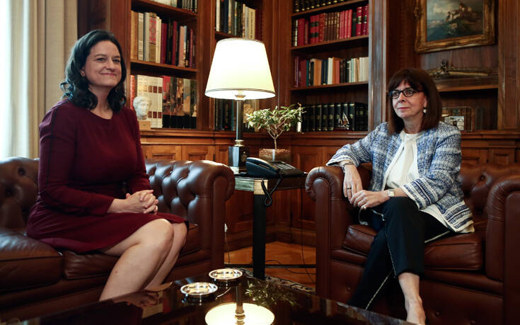 Κ.Σακελλαροπούλου σε Ν.Κεραμέως: «Πίσω από κάθε δημιουργικότητα κρύβονται φωτισμένοι εκπαιδευτικοί» (φώτο)