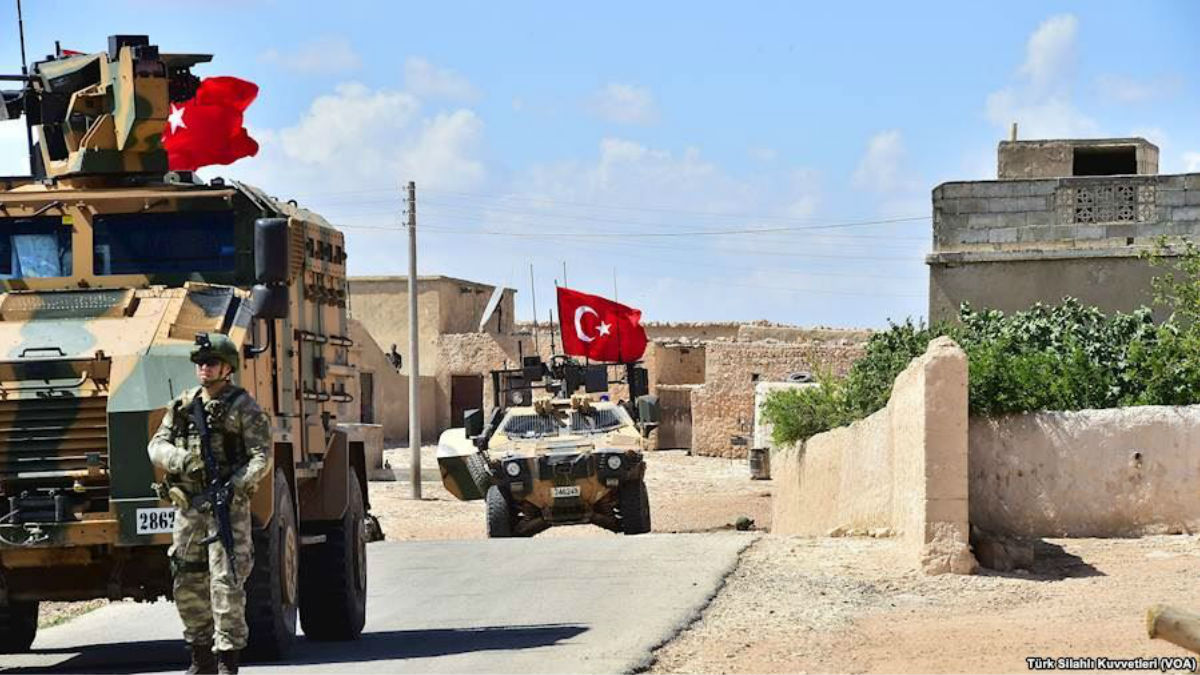 Συρία: Ένας Τούρκος στρατιώτης νεκρός από την έκρηξη σε κομβόι στο Ιντλίμπ