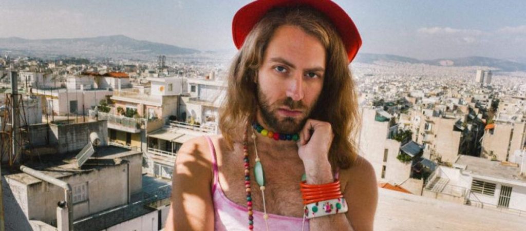 Με άντρες το φετινό GNTM: Δέχεται πιέσεις για να μπει και το… Τζέισον – Αντιγόνη (βίντεο)