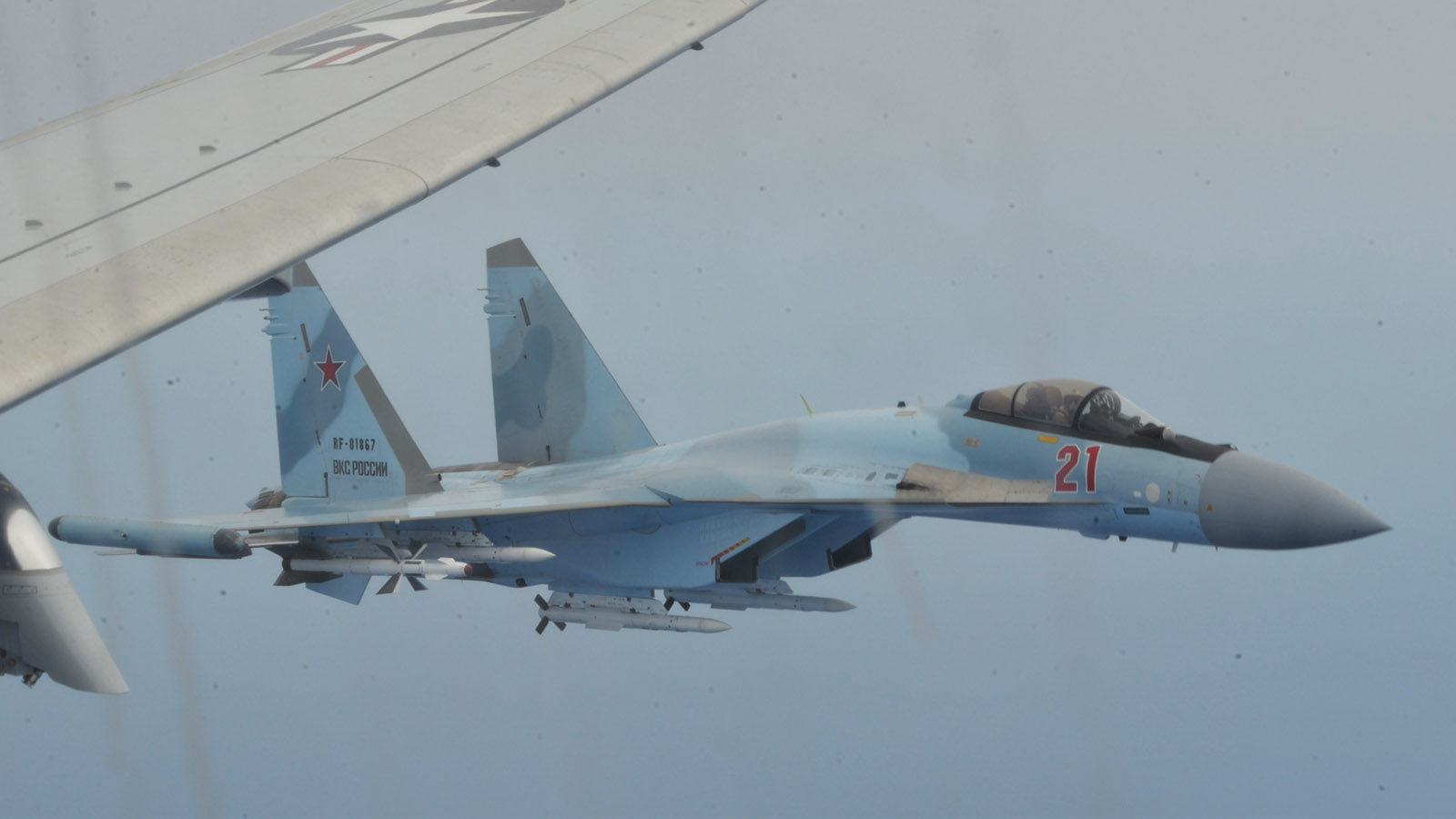 Αναχαίτιση  P-8A Poseidon: Νέο βίντεο μέσα από τον πιλοτήριο του Su-35
