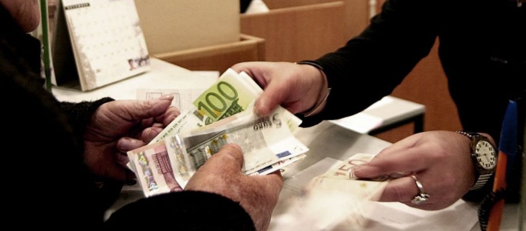 Lockdown και αποταμίευση: Στα 3 δις έφτασαν οι καταθέσεις στις τράπεζες το δίμηνο Μαρτίου – Απριλίου
