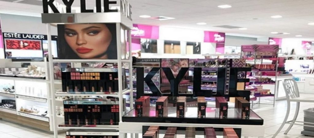 Kylie Jenner: Η νεότερη δισεκατομμυριούχος του Forbes κινδυνεύει με φυλάκιση λόγω απάτης