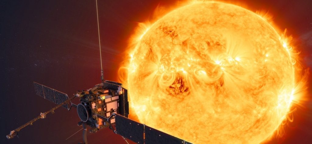 Διάστημα: Σπάνιο ταξίδι του  Solar Orbiter – Θα περάσει μέσα από τις ουρές κομήτη