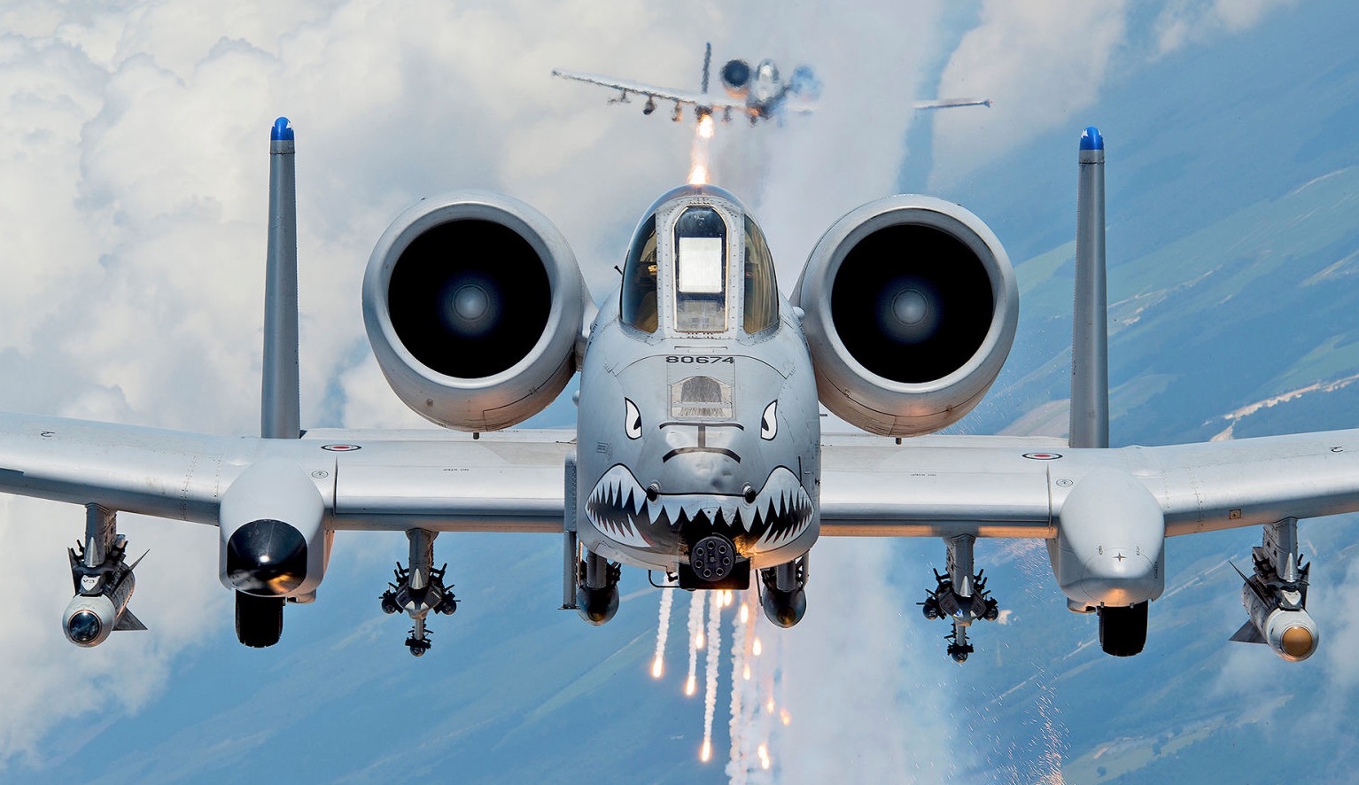 Η μοναδική σχεδίαση του Α-10 Thunderbolt II  – Ο φόβος των σοβιετικών τεθωρακισμένων (βίντεο)
