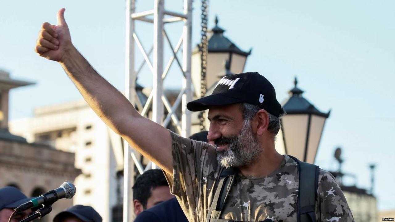 Θετικός στον κορωνοϊό ο πρωθυπουργός της Αρμενίας Νικόλ Πασινιάν
