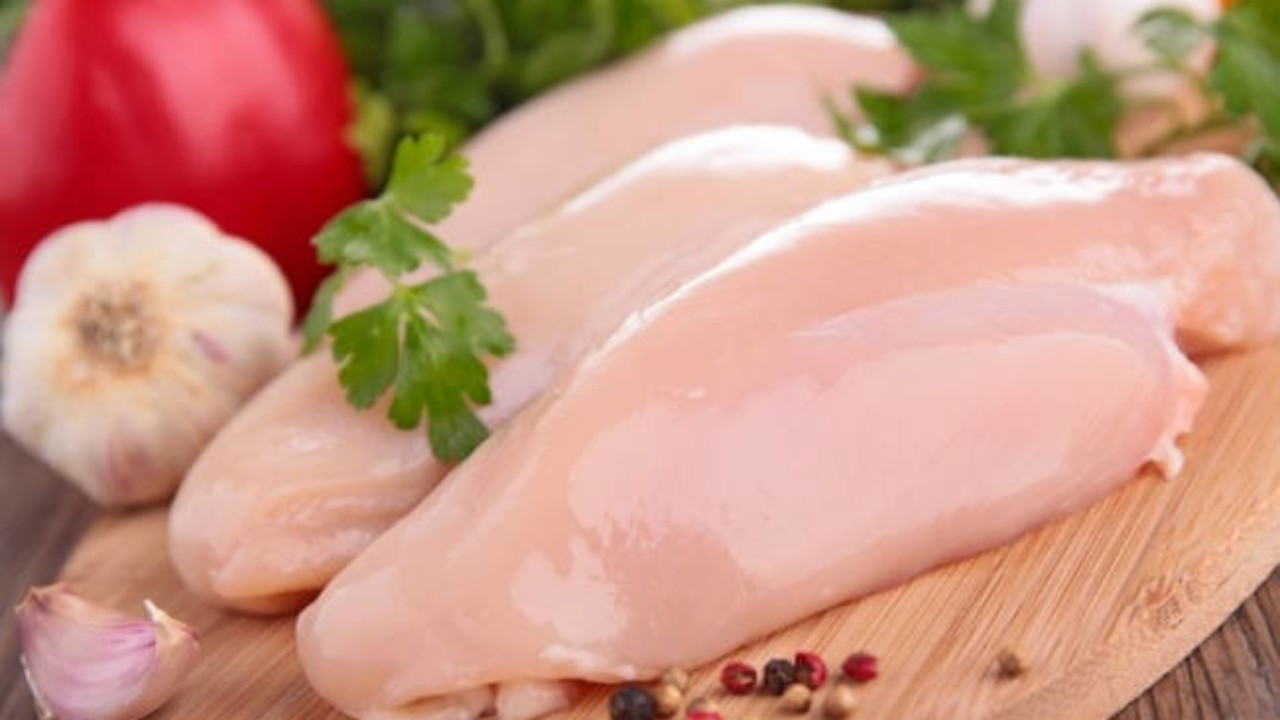 Προσοχή στα συμπτώματα σαλμονέλας – Πολλοί τα μπερδεύουν με γαστρεντερίτιδα