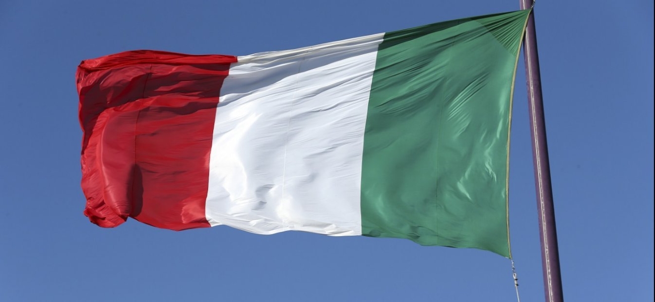 Ιταλία: Η πλέον «τραυματισμένη» χώρα της Ευρώπης ανοίγει ξανά τα σύνορά της