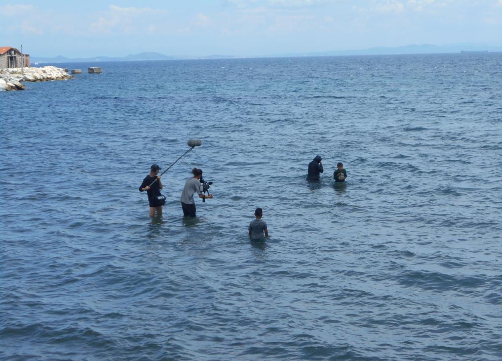 Αποκάλυψη: Συνεργείο ΜΚΟ σκηνοθετεί «πνιγμούς» αλλοδαπών στη Λέσβο – Δείτε το βίντεο