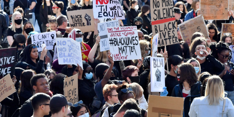 Η σουηδική κυβέρνηση ζητά να γίνονται μέσω διαδικτύου οι διαδηλώσεις για τον Τ.Φλόιντ λόγω κορωνοϊού