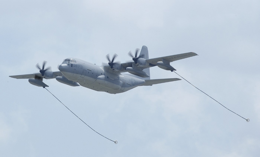 Ο Τ.Πάιατ έκανε «retweet» βίντεο εναέριου ανεφοδιασμού ελληνικού μαχητικού αεροσκάφους F-16 από αμερικανικό KC-135