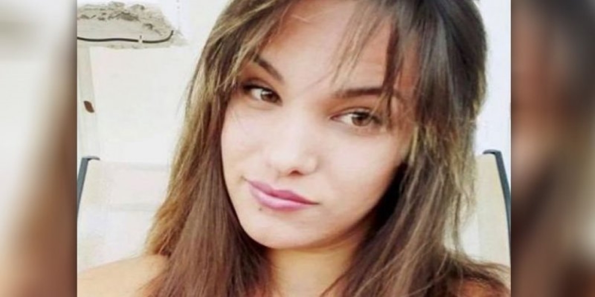 Θλίψη και οργή στην κηδεία της 23χρονης που πέθανε από επέμβαση ρουτίνας – «Όποιος το έκανε πρέπει να τιμωρηθεί»
