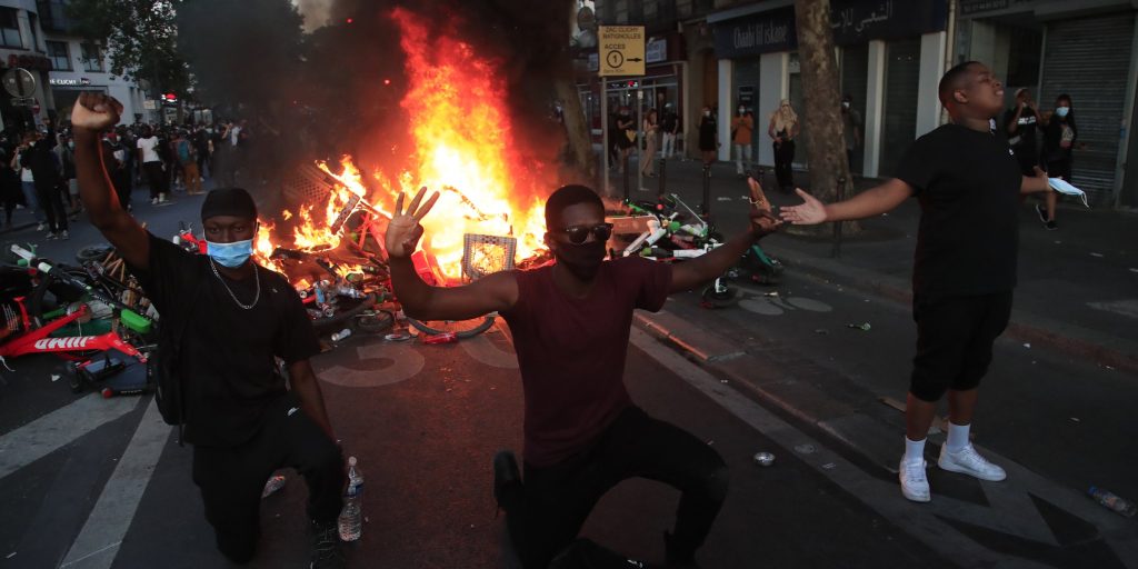 Τ. Φλόιντ: Διαδηλώσεις σε Βρετανία, Γερμανία, Γαλλία   – Ζητούν «δικαιοσύνη» (φώτο)