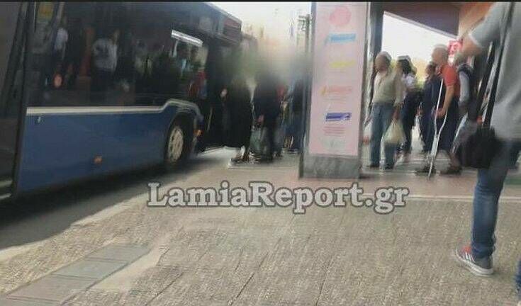 Λαμία: «Ευπαθείς ρομά» επιτέθηκαν σε οδηγό λεωφορείου – Τους είχε ζητήσει να βάλουν μάσκα