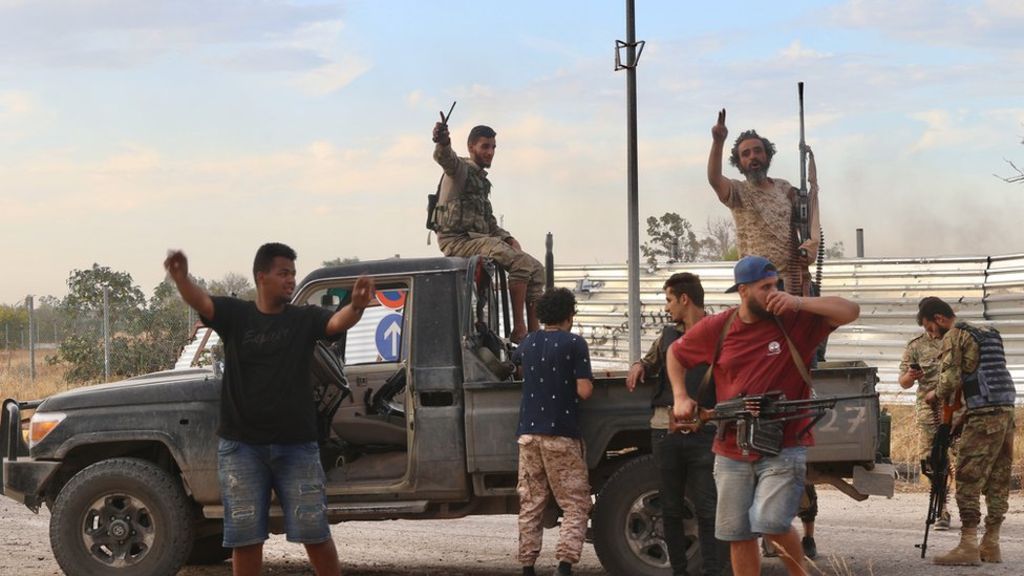 Λιβύη: Στην στρατηγική πόλη της Σύρτης επιτίθενται οι δυνάμεις των Τούρκων – Θέλουν τις πετρελαιοπηγές