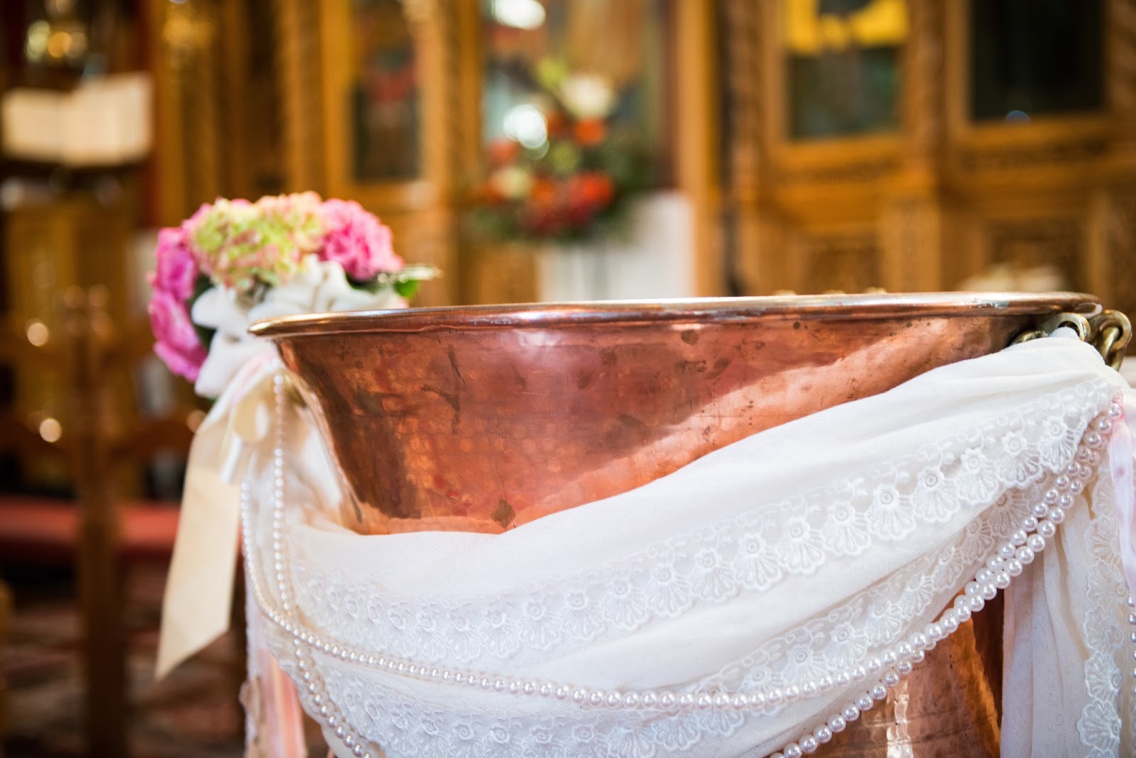 Έχετε αναρωτηθεί; – Πότε δεν μπορεί να γίνει κάποιος νονός;