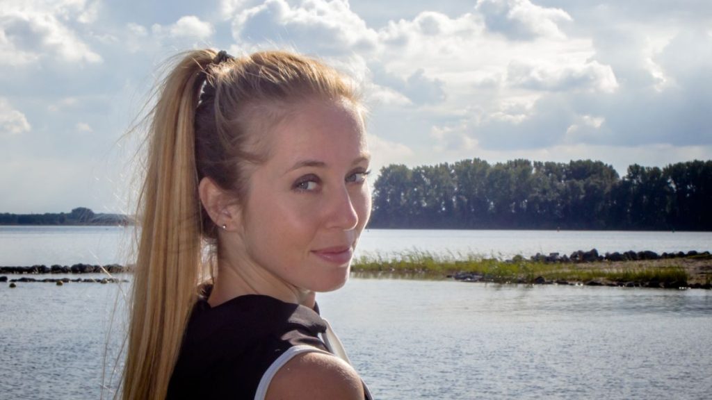 Βερόνα βαν ντε Λερ: To αστέρι της γυμναστικής που έγινε… πρωταγωνίστρια ερωτικών ταινιών (φώτο)