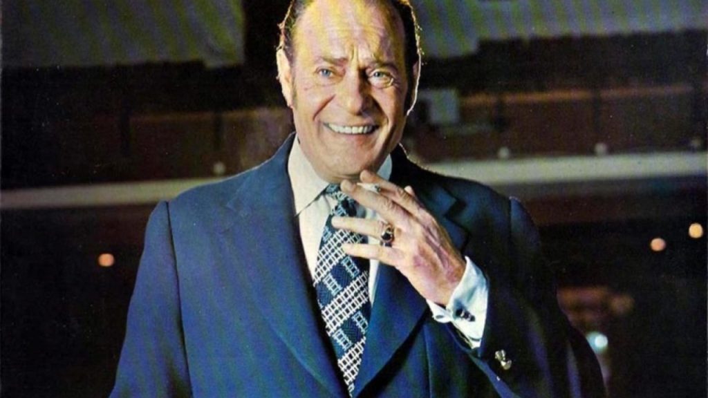 Σπάνιο υλικό: Δείτε τον 26χρονο Λάμπρο Κωνσταντάρα στην πρώτη ελληνική ταινία που συμμετείχε (φώτο)