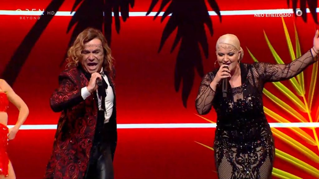 Η ανατρεπτική εμφάνιση του Τ.Σαμαρά στο J2US – Η στολή ταυρομάχου, το «Λάμπω» και τα… κρυμμένα σκόρδα (βίντεο)