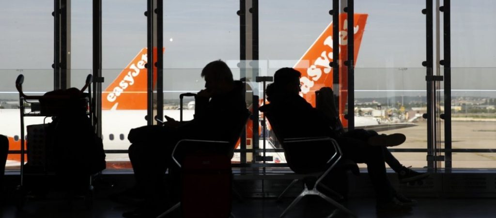 EasyJet: Πιθανό το ενδεχόμενο νέων απολύσεων λόγω lockdown