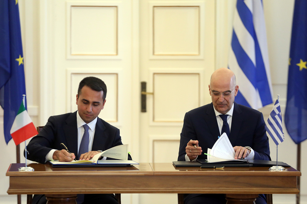 Στη Βουλή η συμφωνία Ελλάδας-Ιταλίας για τις ΑΟΖ