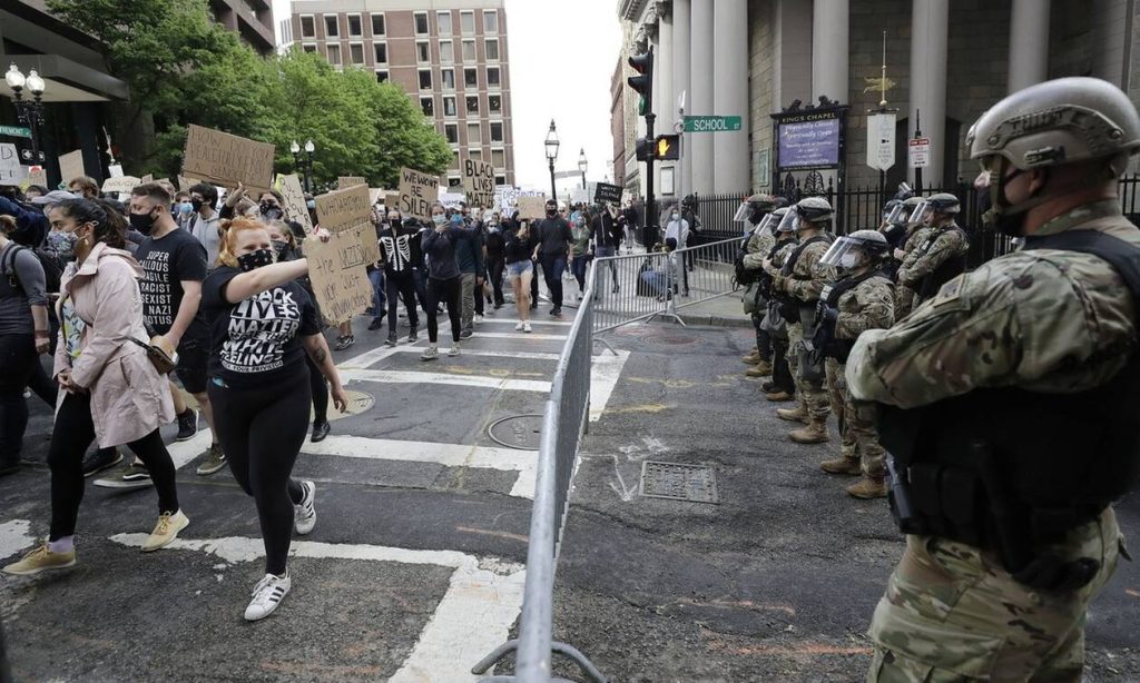 ΗΠΑ: Θετικοί στον κορωνοϊό έφεδροι της Εθνοφρουράς που ήταν στις διαδηλώσεις για τον Τ.Φλόιντ