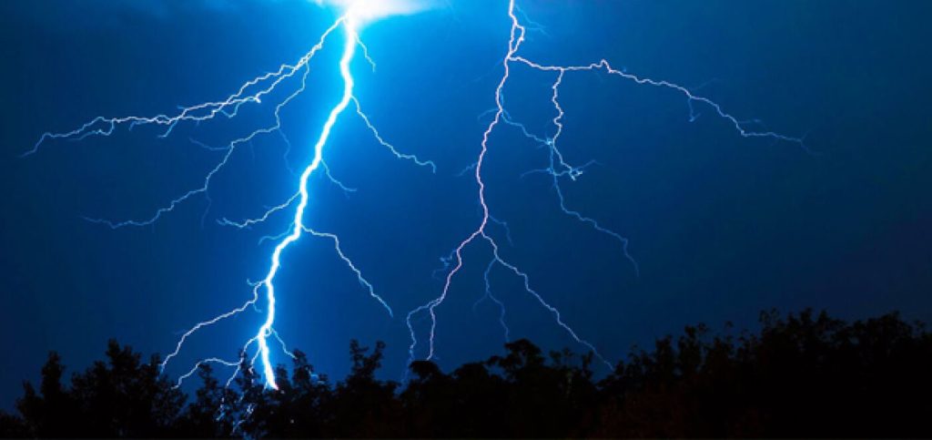 Λάρισα: Νεκρός από κεραυνό 60χρονος