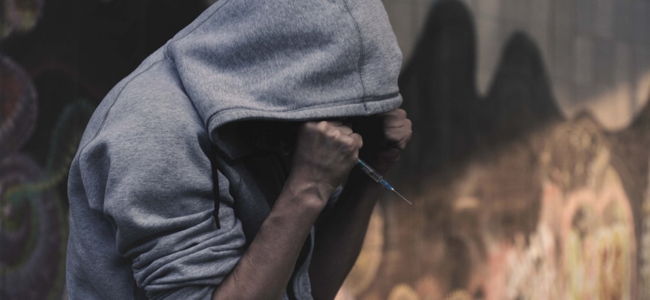 Στην «κόλαση» του ναρκεμπορίου το κέντρο της Αθήνας: Εφιαλτικές εικόνες (φώτο)