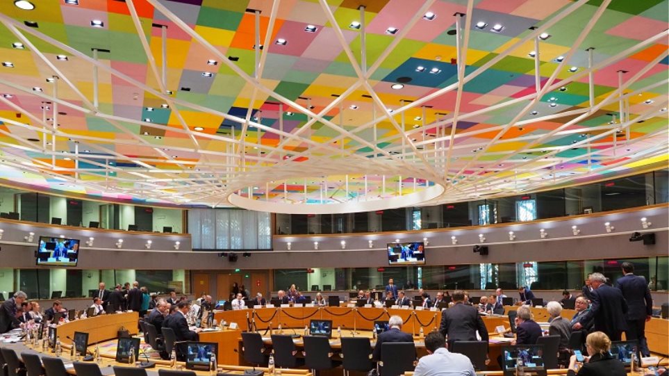 Ακόμα «στον αέρα» – Ακόμα καμία συζήτηση για το πλεόνασμα του 2021 στο Eurogroup: «Θα γίνουν και μεταρρυθμίσεις»