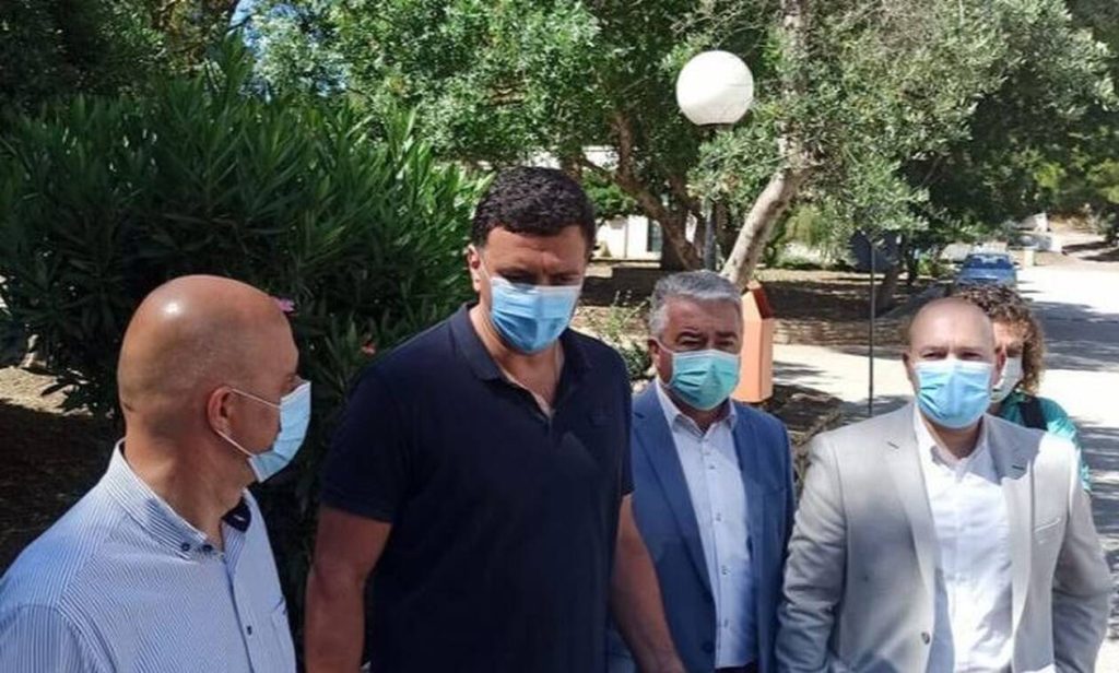 Σφοδρή επίθεση των γιατρών Λέρου και Πάτμου στον Β.Κικίλια: «Θυμώνεις όταν σου χαλάει η σούπα που σερβίρεις»