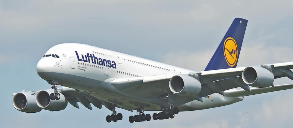 Lufthansa: Μειώνει κατά 16% το προσωπικό της – 22.000 εργαζόμενοι «στο δρόμο» – Οι μισοί στη Γερμανία