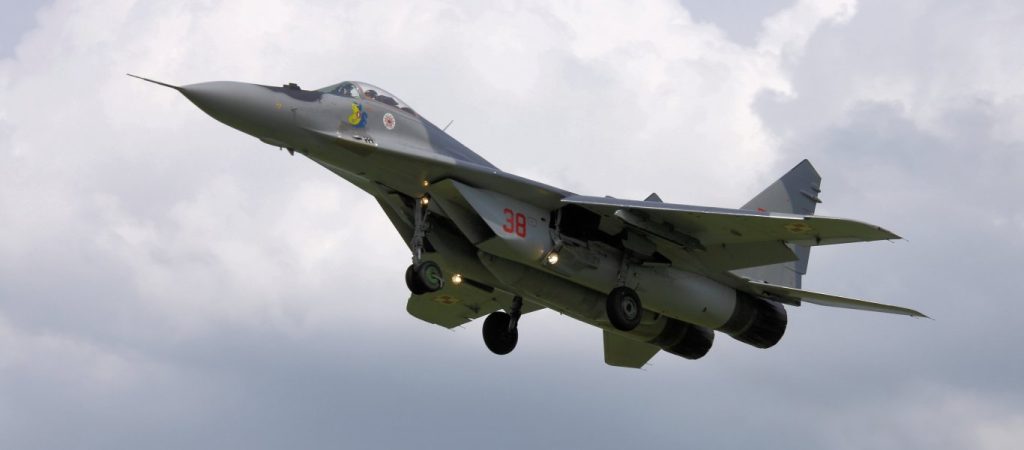 H Αεροπορία του LNA εξόντωσε δυνάμεις τζιχαντιστών από το Τσαντ: Αιγυπτιακά τεθωρακισμένα συγκεντρώνονται στα σύνορα