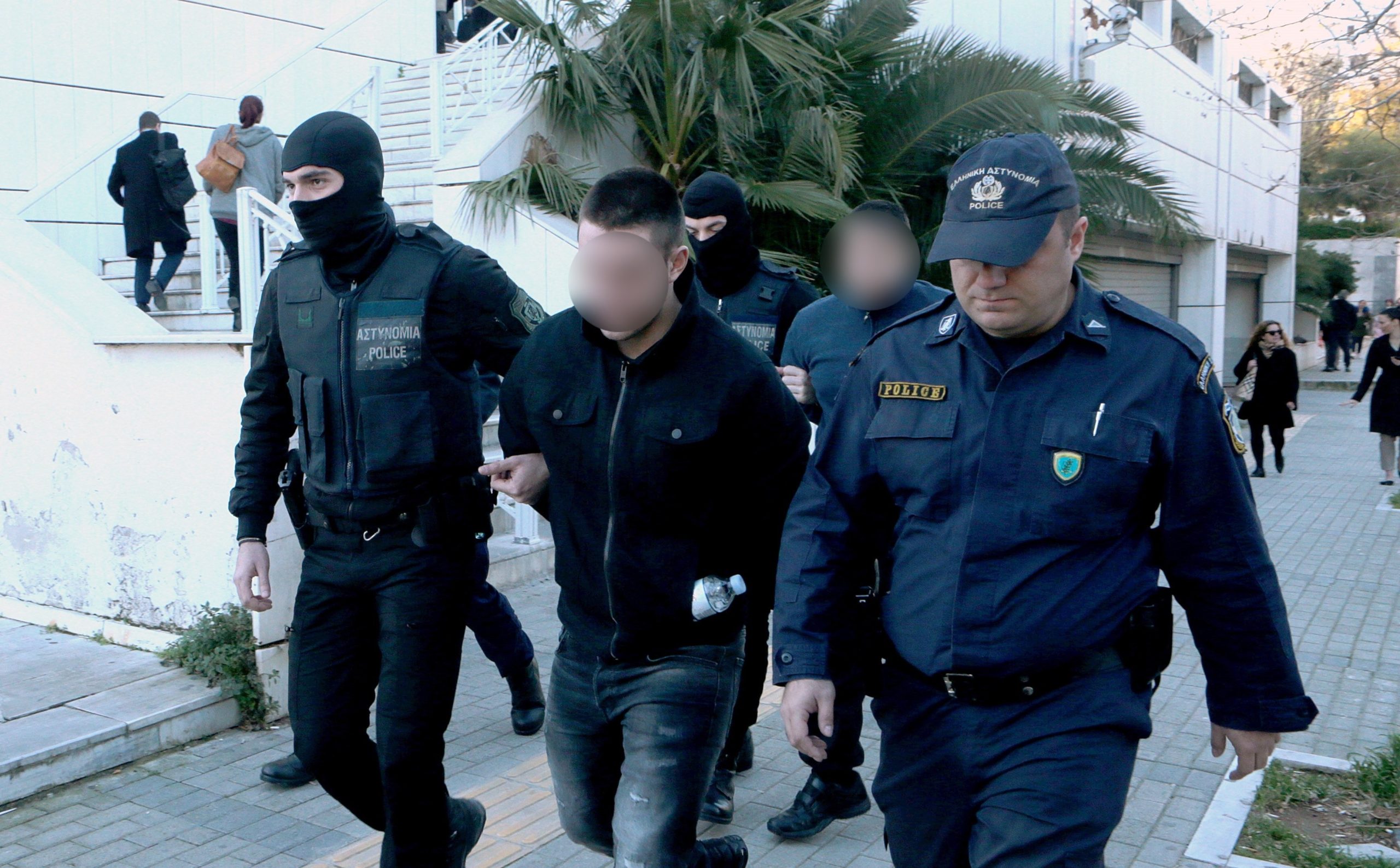Καταδικάστηκε και για τον βιασμό 19χρονης ΑμεΑ ο Αλβανός δολοφόνος της Ε.Τοπαλούδη – «Λέει ψέματα, της άρεσα»