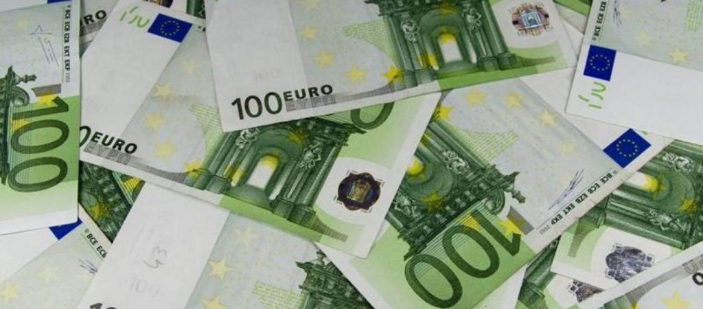 «Ανάσα» για τους φορολογούμενους: Επεκτείνεται η έκπτωση 25% για οφειλές – Τέλη κυκλοφορίας με τον μήνα